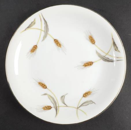 Golden Wheat Salad Plate