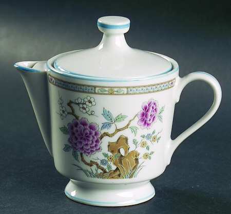 Mandarin Creamer & Lid