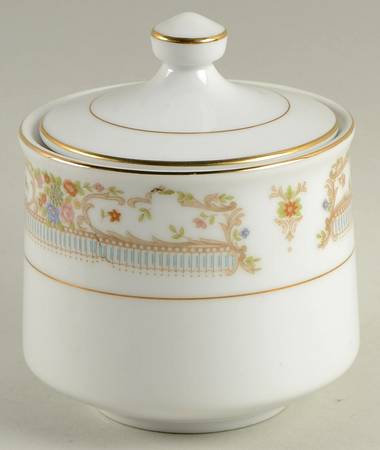 Versailles Sugar Bowl & Lid