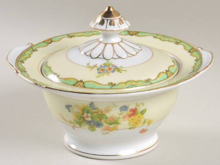 Woodmere Sugar Bowl & Lid