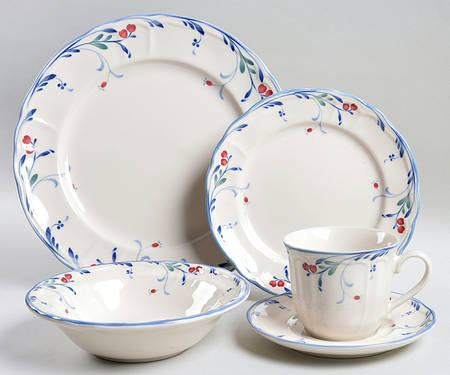 Berry Grove 5 Piece Place Setting