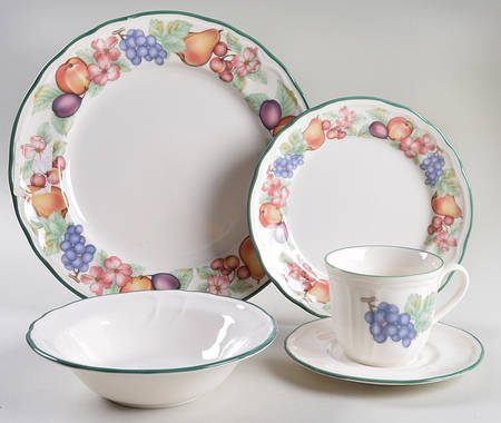 Market Day 40 Piece Estate Set