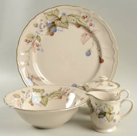 Summer Hill 5 Piece Hostess Set