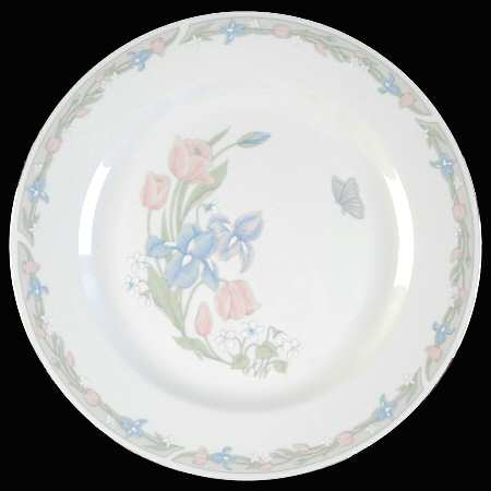 Center Stage Luncheon Plate