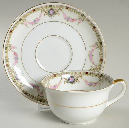 EAM21(WHITE RIM) Flat Cup & Saucer Set