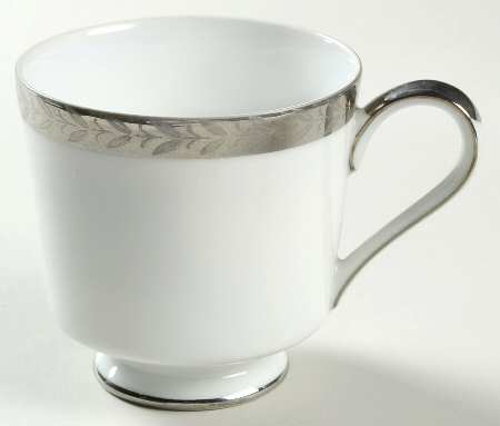 Monarch Footed Cup