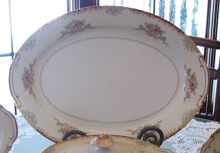 EMP55 16" Oval Serving Platter