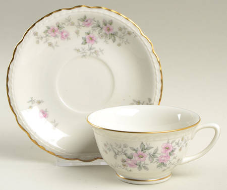 EMB54 Footed Cup & Saucer Set