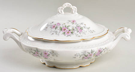 EMB54 Oval Covered Vegetable