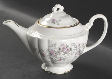 EMB54 Teapot & Lid