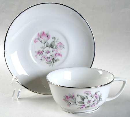 EMB63 Footed Cup & Saucer Set