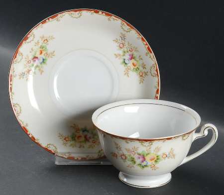 EMP77 Footed Cup & Saucer Set