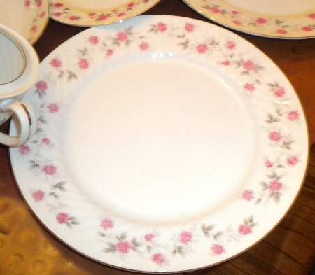 EMP80 Dinner Plate