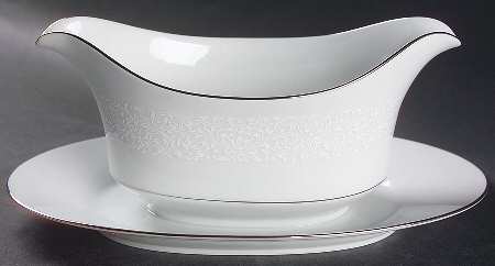 Whitehall Gravy Boat with Attached Underplate