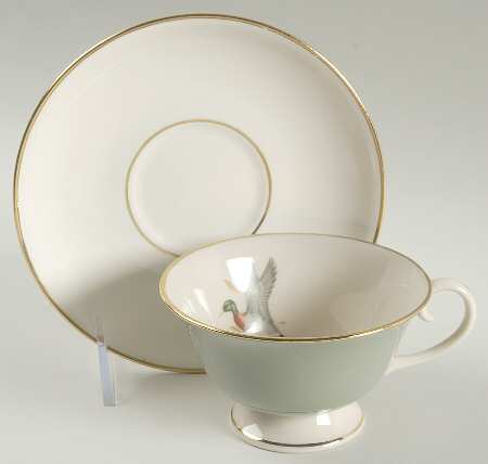 ELH4 Footed Cup & Saucer Set