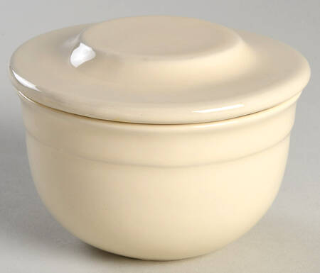 Le Potier Creme (Ivoire) Covered Butter Pot