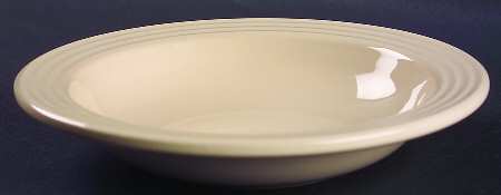 Le Potier Creme (Ivoire) 9" Soup/Pasta Bowl