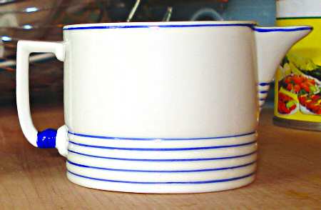9383 Creamer