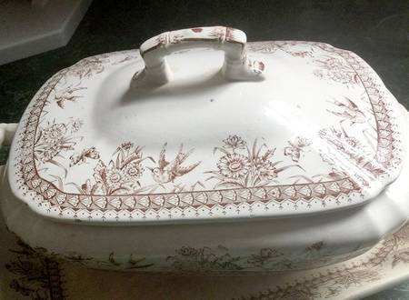 May flower Brown 14" Oval Serving Platter