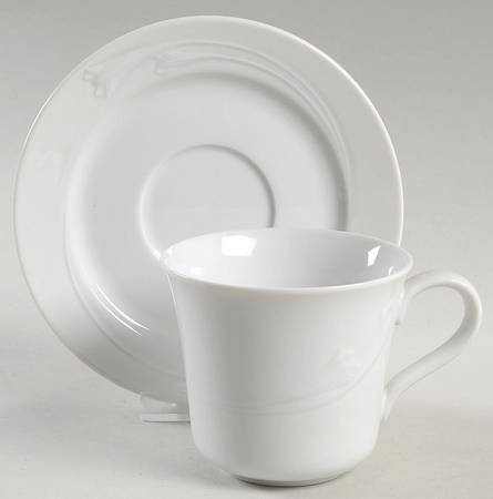 White Jasmine Flat Cup & Saucer Set