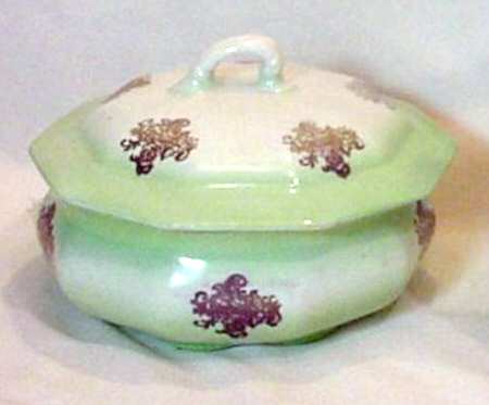 EPP10 Powder Box with Lid by East Palestine
