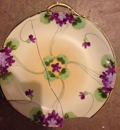 EOC15 Handled Cake Plate