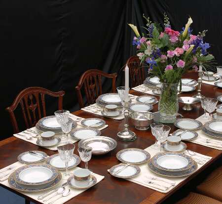 Grand Duchess 48 Piece Estate Set