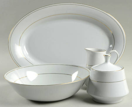 Classic Gold (Coupe, Gold Trim&Rings) 5 Piece Hostess Set