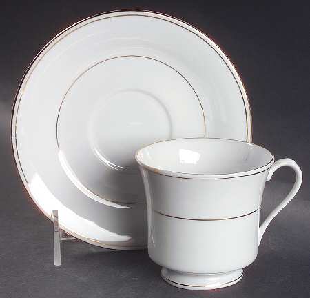 Classic Gold (Coupe, Gold Trim&Rings) Footed Cup & Saucer Set