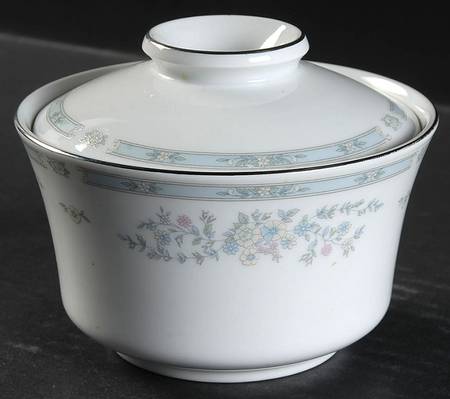 Versailles Sugar Bowl & Lid