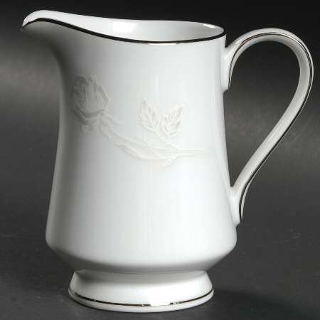 Remembrance Creamer