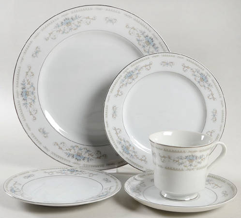 Diane 40 Piece Estate Set