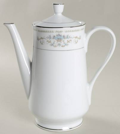 Diane Coffee Pot & Lid