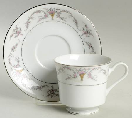 Elmwood Footed Cup & Saucer Set