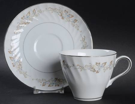 Jacqueline Flat Cup & Saucer Set