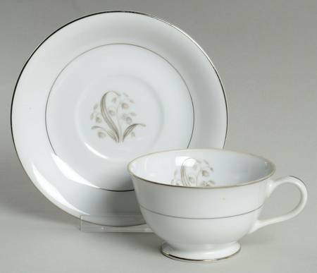 Lily of The Valley Footed Cup & Saucer Set