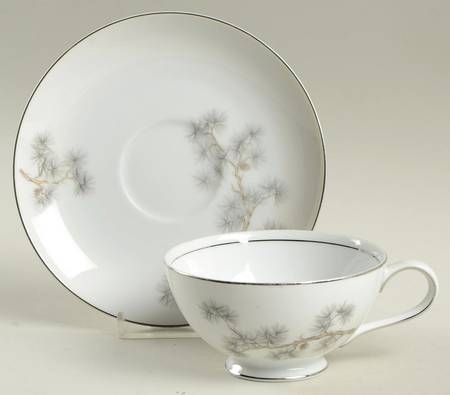 Pinedale Footed Cup & Saucer Set