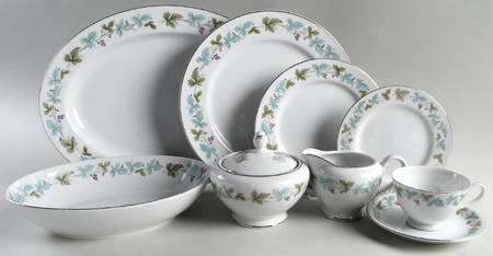 Vintage 45 Piece Starter Set