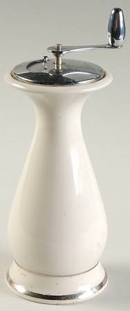 Classic Dignity Platinum Pepper Mill