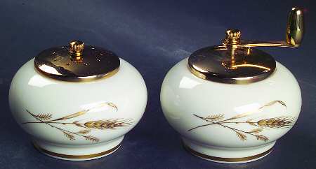 Golden Harvest Salt Mill & Pepper Mill Set