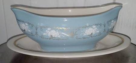Kenwood Castle Blue Gravy Boat with Attached Underplate