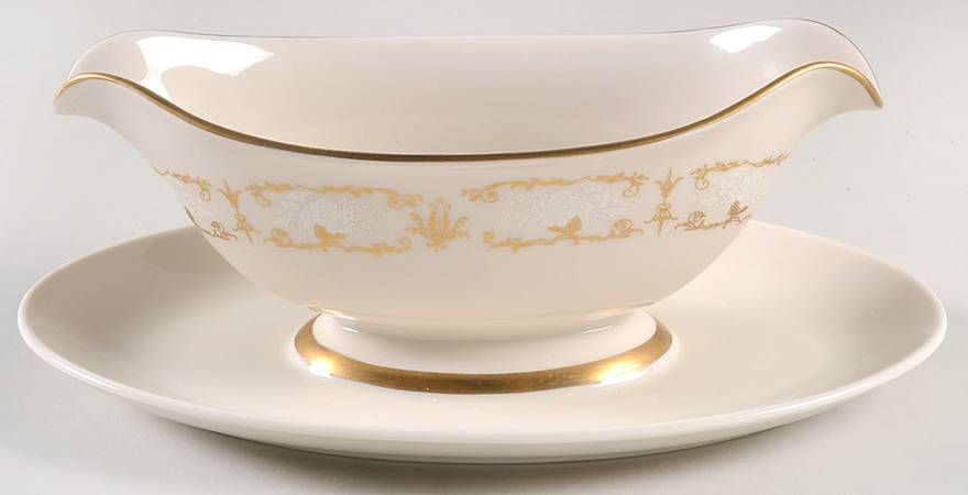 Kenwood Castle Gold and White Gravy Boat with Attached Underplate