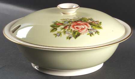 Romance Rose Round Covered Vegetable