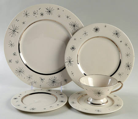 Romance of The Stars Cream 5 Piece Place Setting