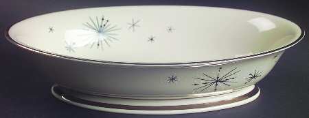 Romance of The Stars Cream 10" Oval Vegetable Bowl