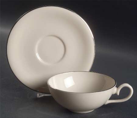 Tranquility Flat Cup & Saucer Set