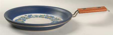 Turi Gramstad Oliver 8" Skillet with Detachable Handle