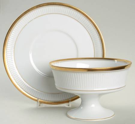 Classique d'Or White (Gold Ring, Verge and Trim) (2 Pc) Dessert Set