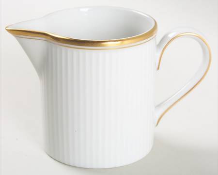 Classique d'Or White (Gold Ring, Verge and Trim) Creamer