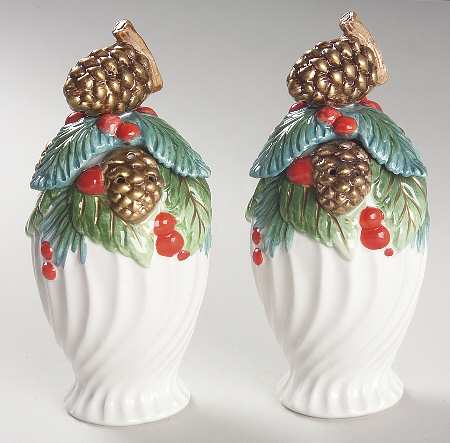 Holiday Pine Salt & Pepper Set
